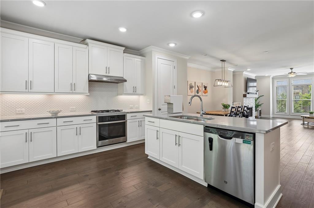 7938 Laurel Creek Drive