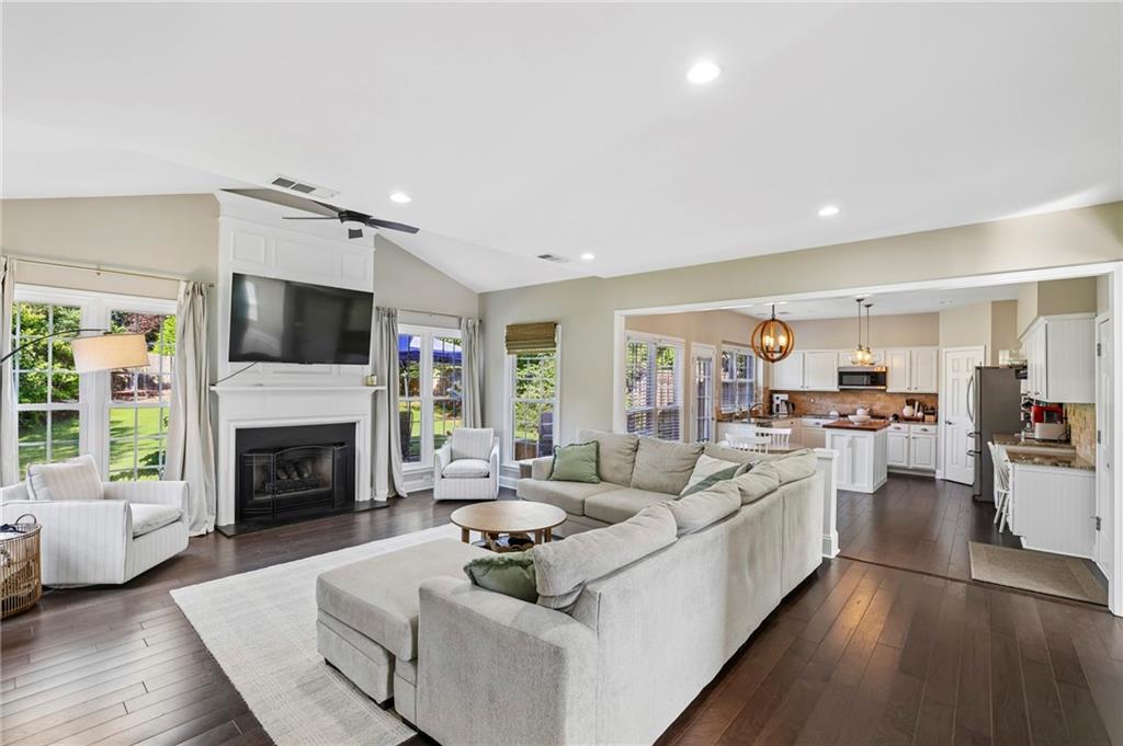 7880 Brookwood Way