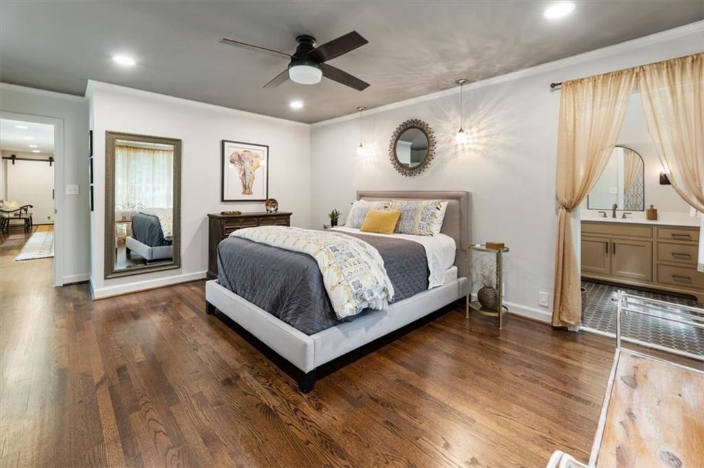 100 Huntcliff Point