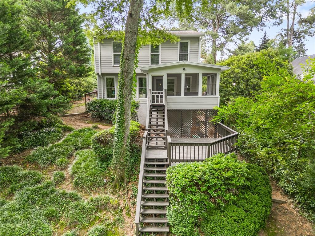 1834 Woodland Hills Avenue NW