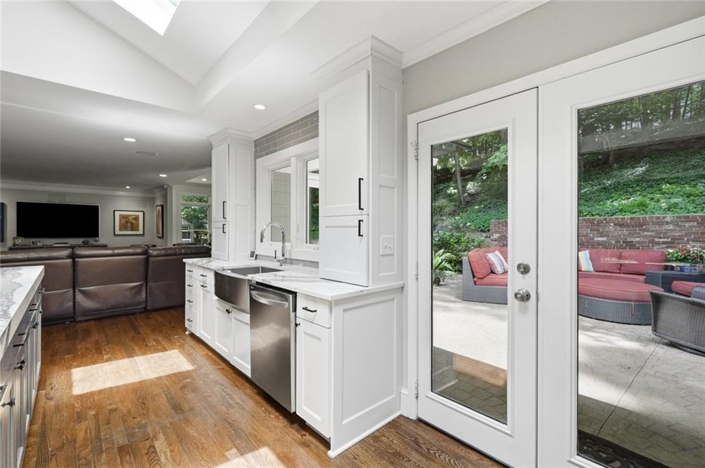 2321 Bohler Road NW
