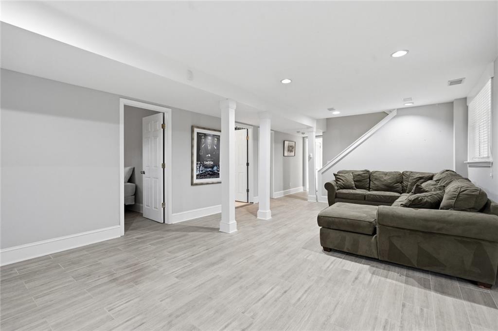 2321 Bohler Road NW