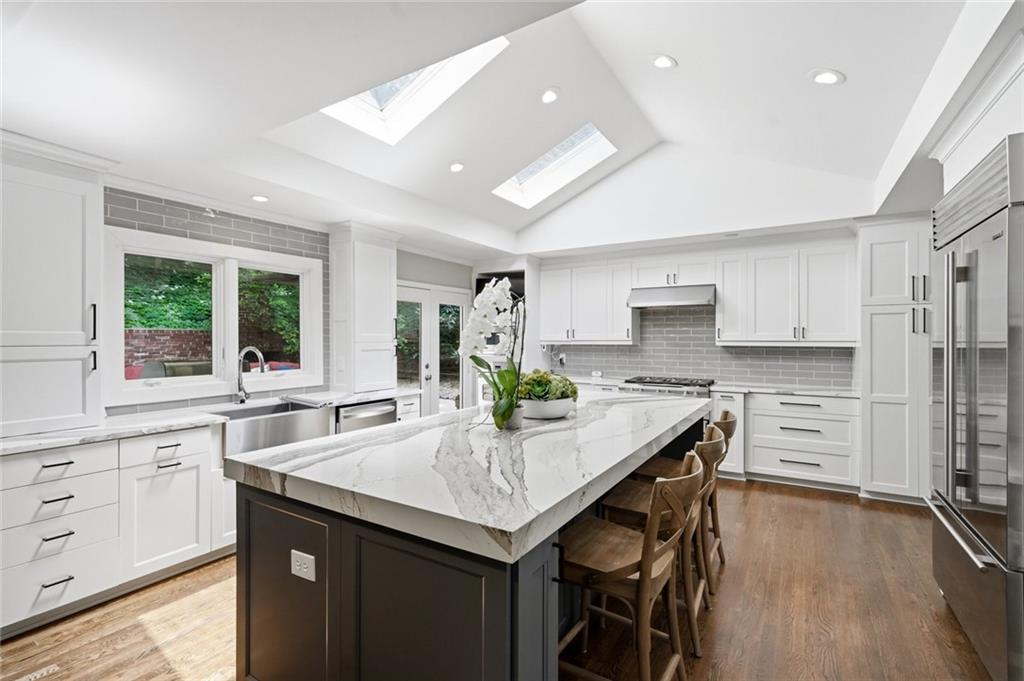 2321 Bohler Road NW