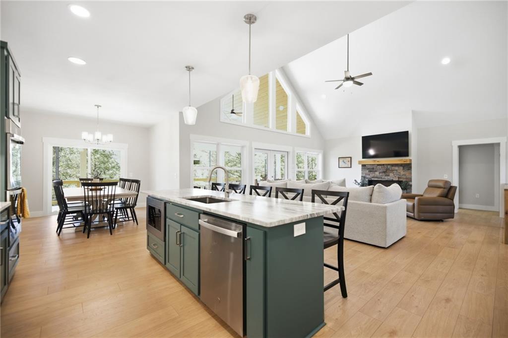 511 Sandy Lake Lane