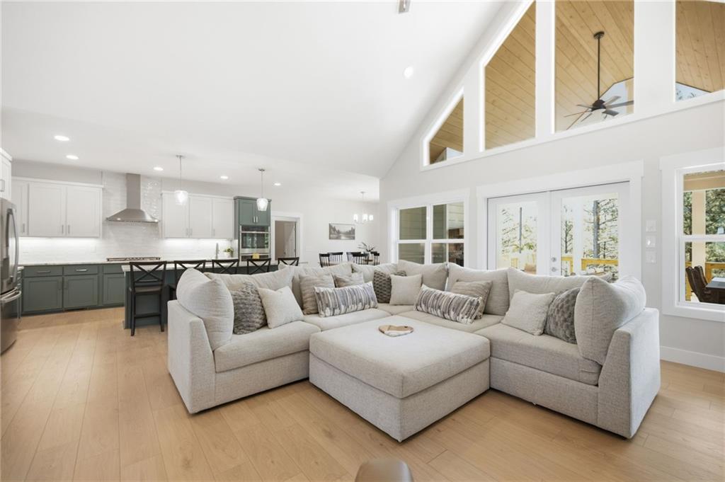 511 Sandy Lake Lane