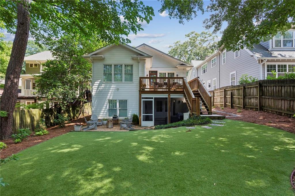 39 East Drive NE