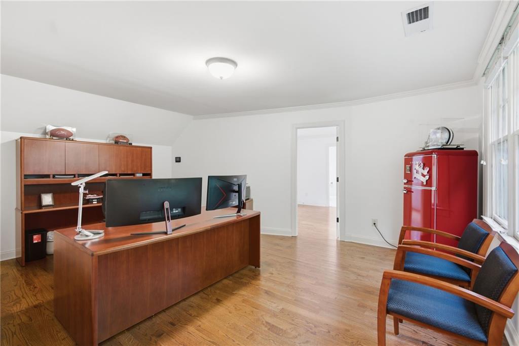 15625 Canterbury Chase
