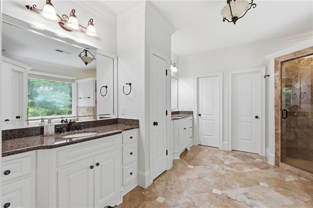 15625 Canterbury Chase