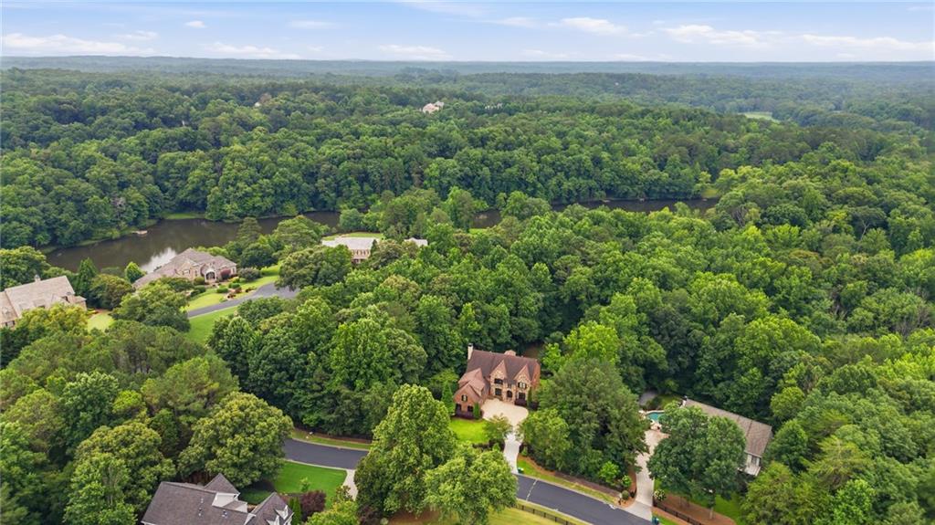 15625 Canterbury Chase