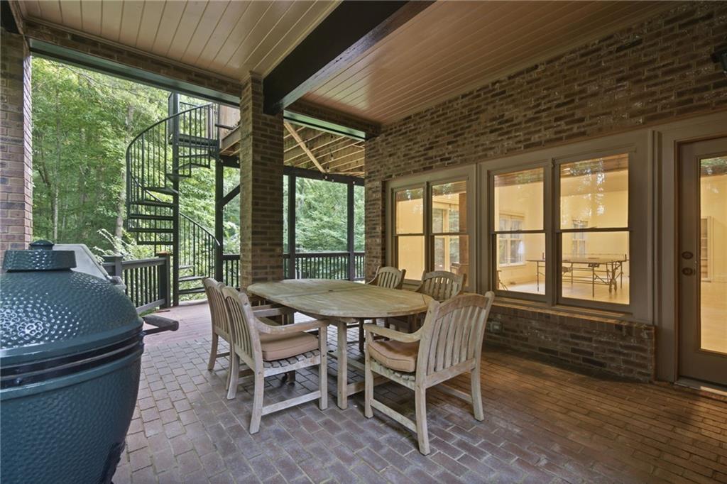 15625 Canterbury Chase