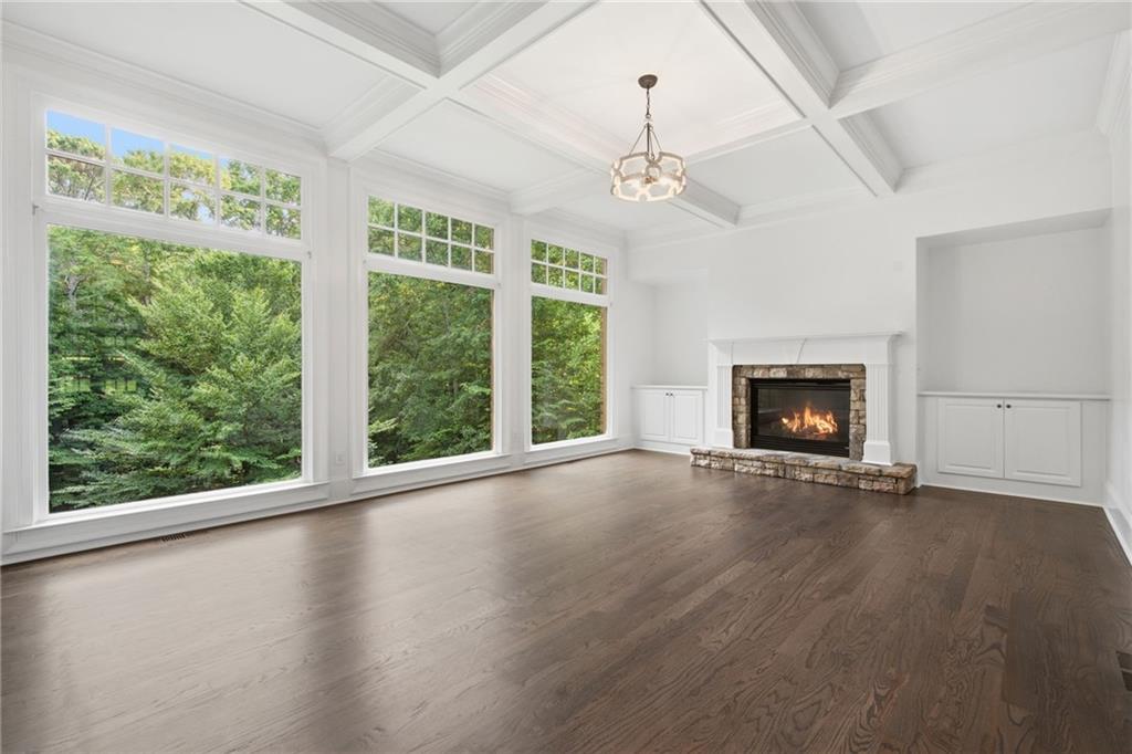15625 Canterbury Chase