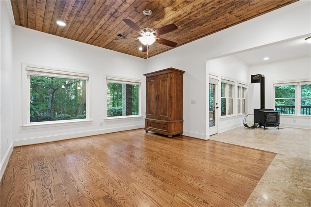 15625 Canterbury Chase