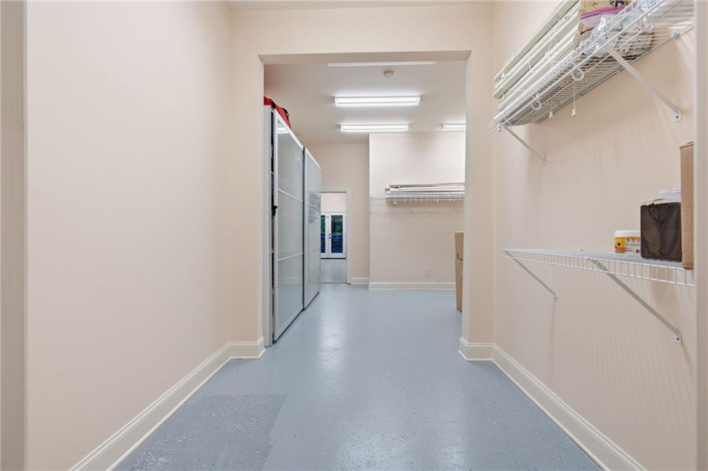 15625 Canterbury Chase