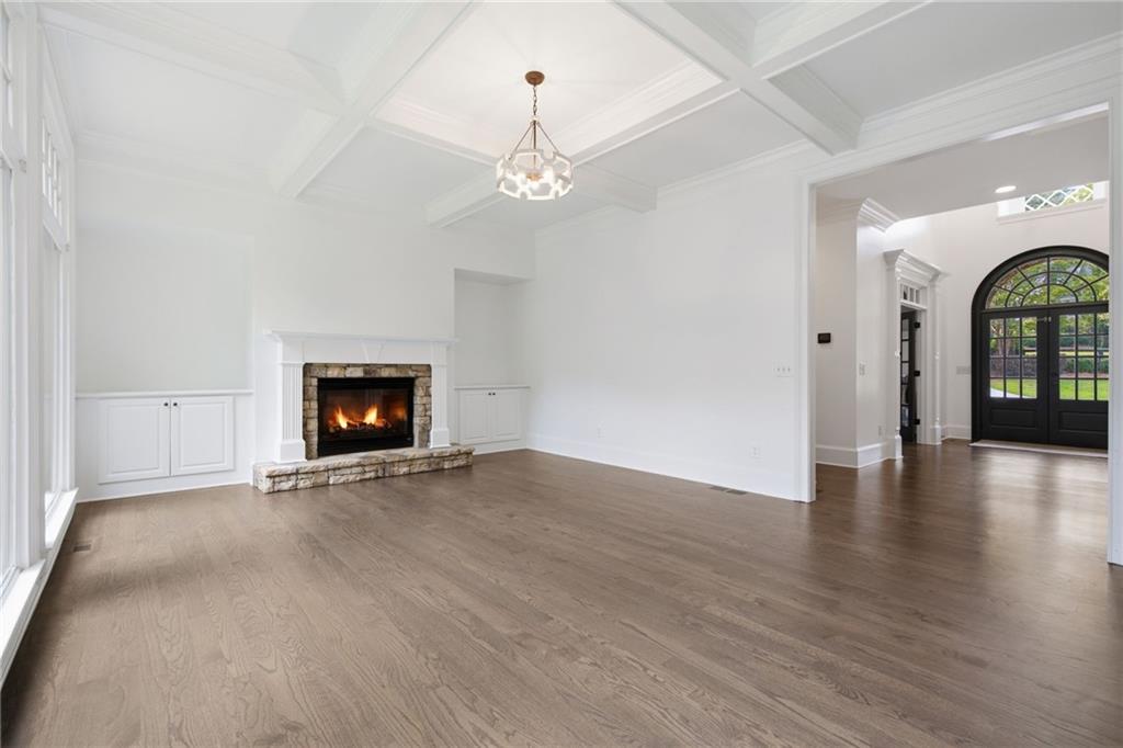 15625 Canterbury Chase