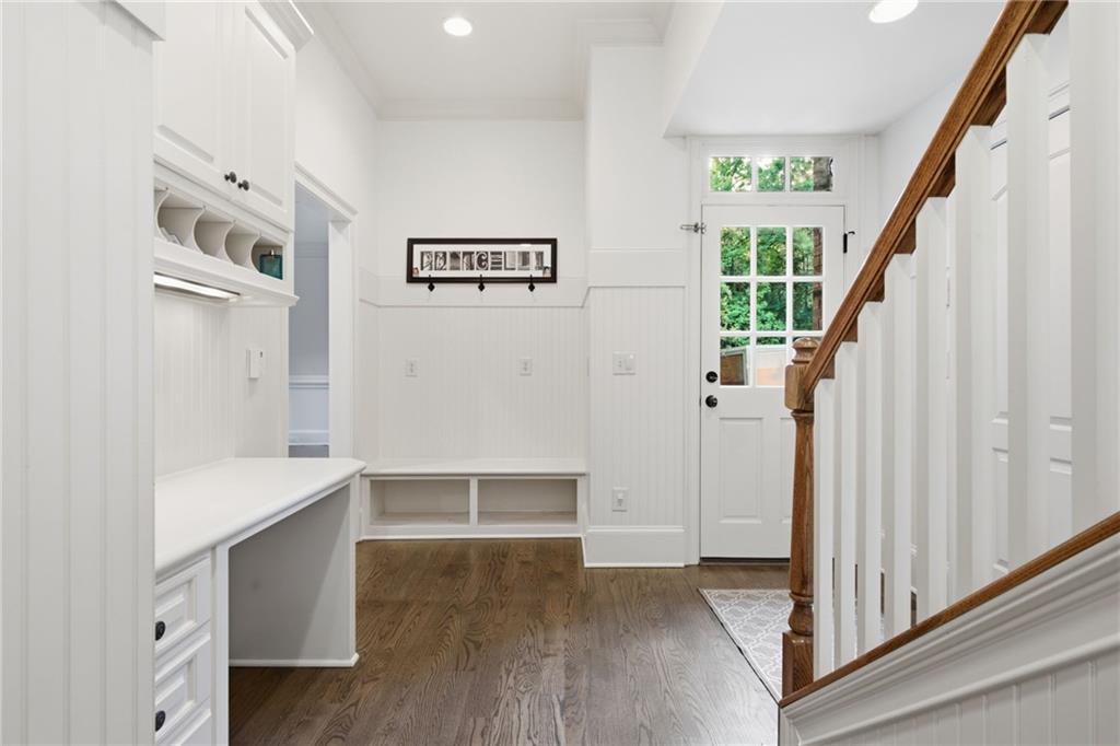 15625 Canterbury Chase
