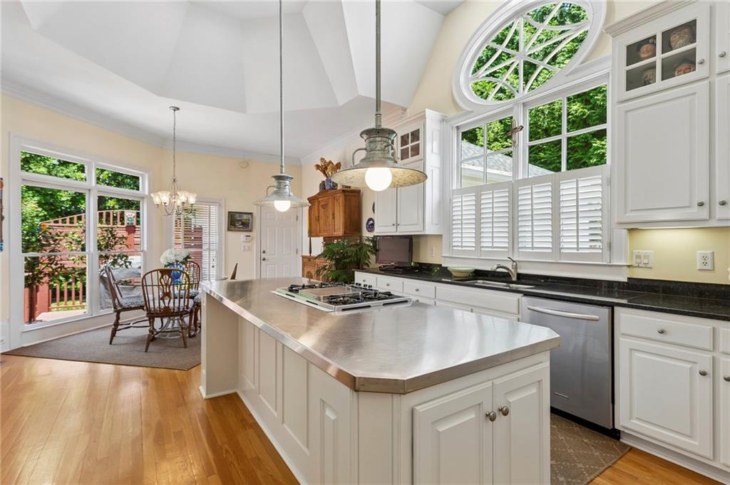 4267 Olde Mill Lane NE