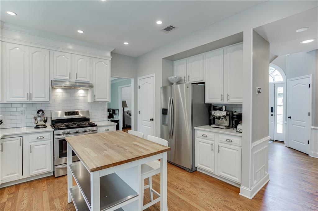 555 Ashvale Overlook