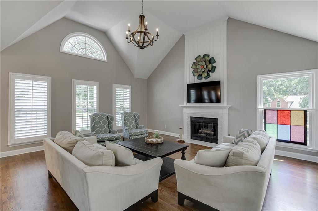 555 Ashvale Overlook
