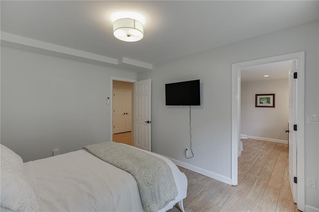 555 Ashvale Overlook