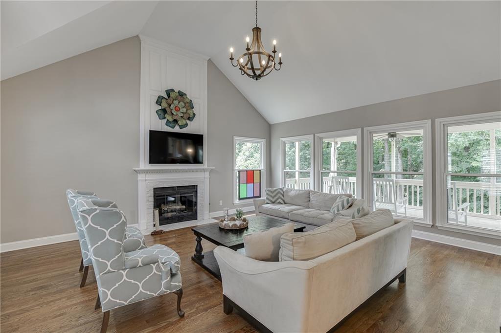 555 Ashvale Overlook