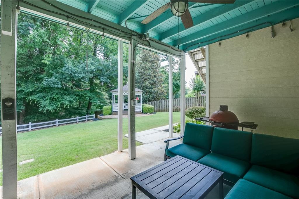 555 Ashvale Overlook