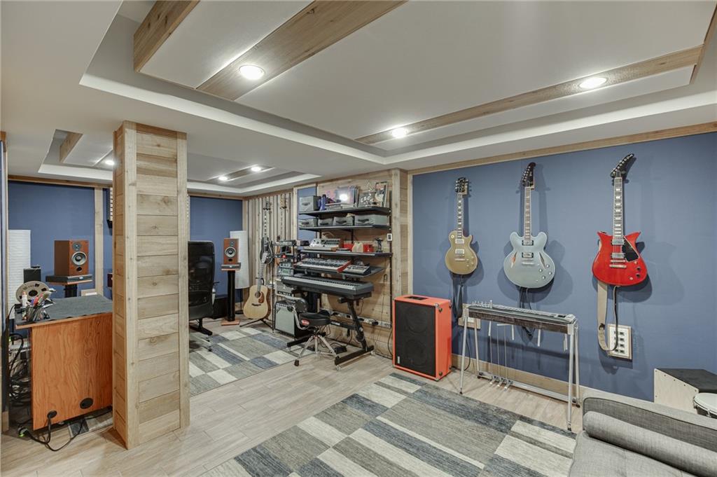 555 Ashvale Overlook