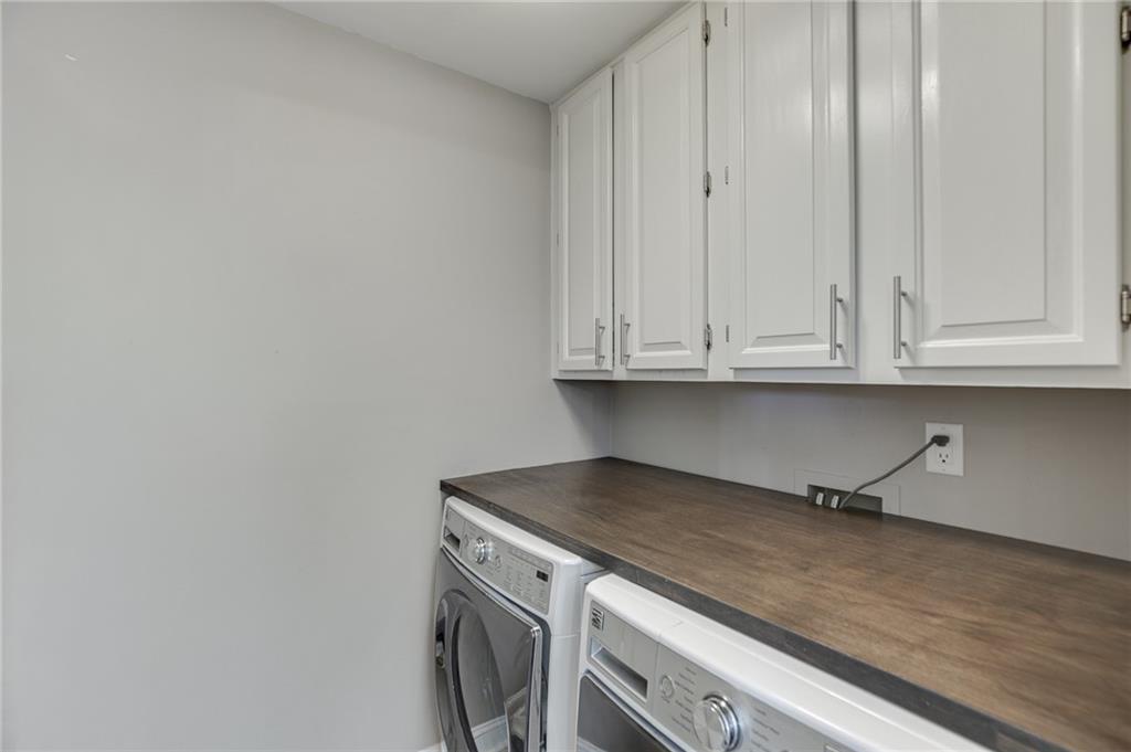 555 Ashvale Overlook