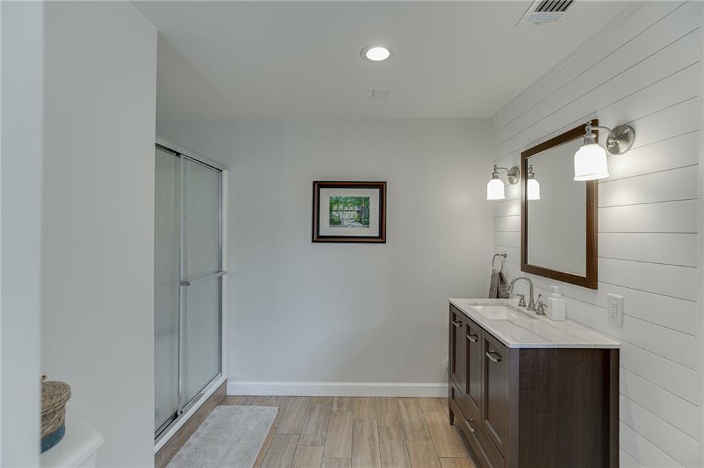 555 Ashvale Overlook