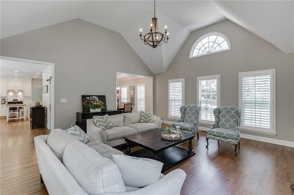 555 Ashvale Overlook