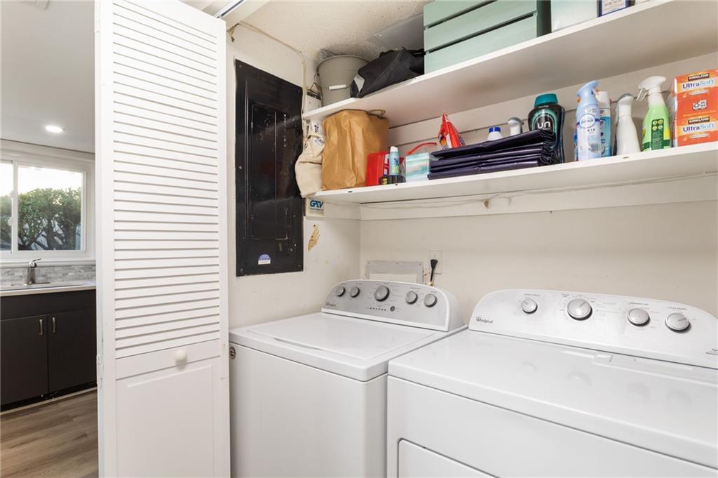 7312 Cardigan Circle