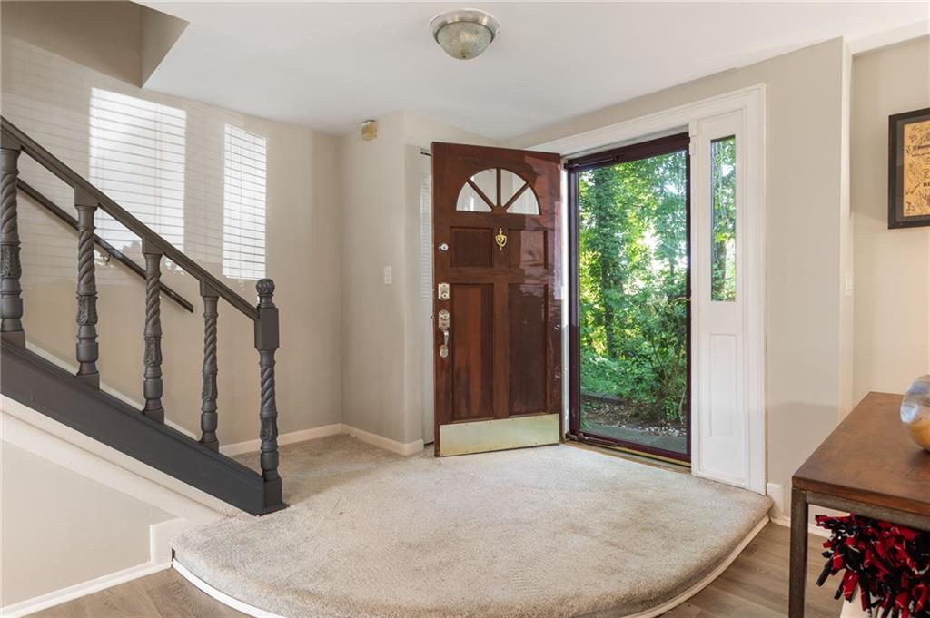 7312 Cardigan Circle