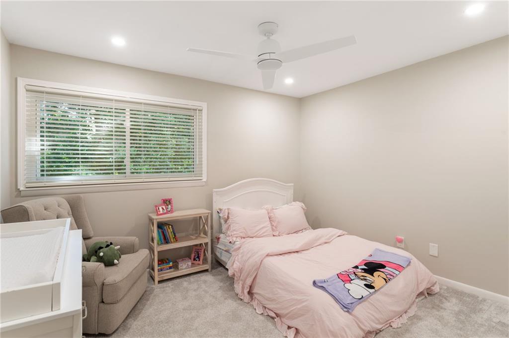 7312 Cardigan Circle