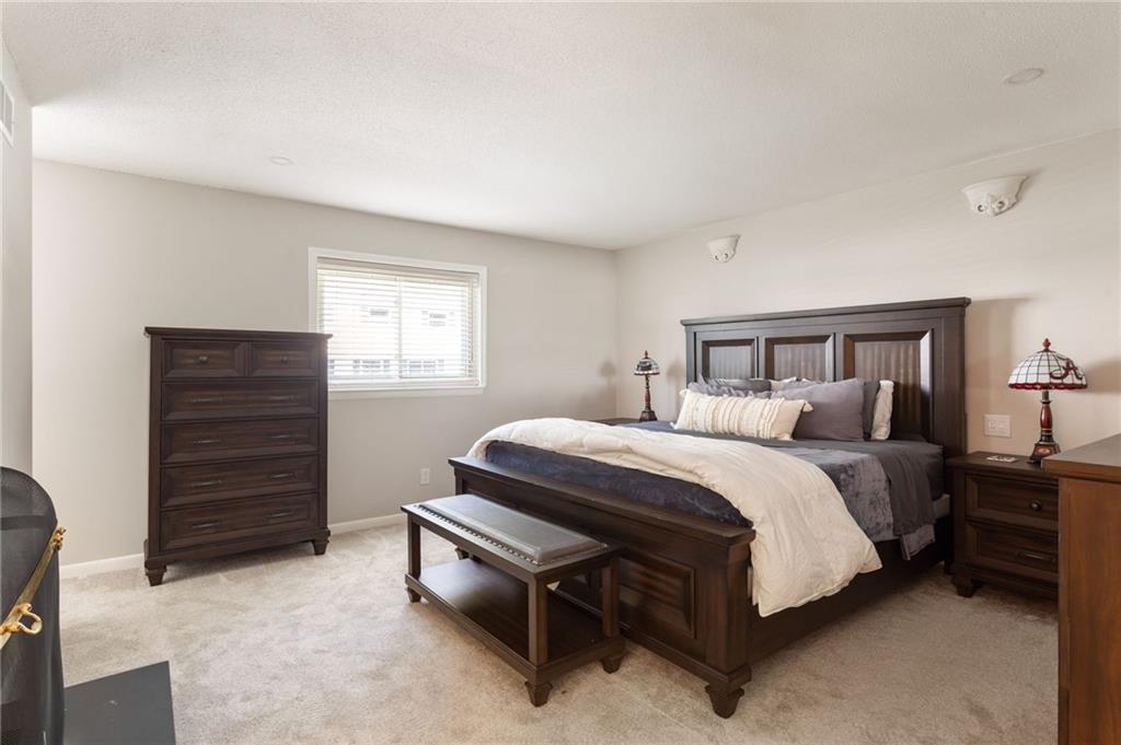 7312 Cardigan Circle