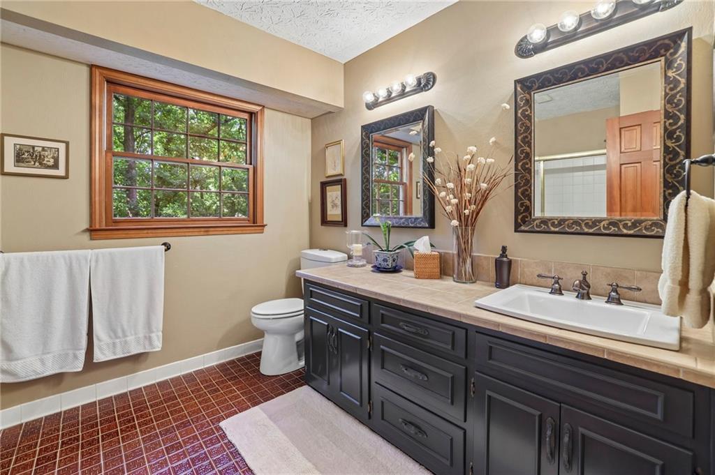 5510 Rodney Lane