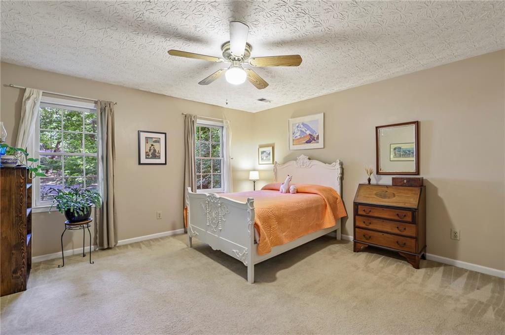 5510 Rodney Lane