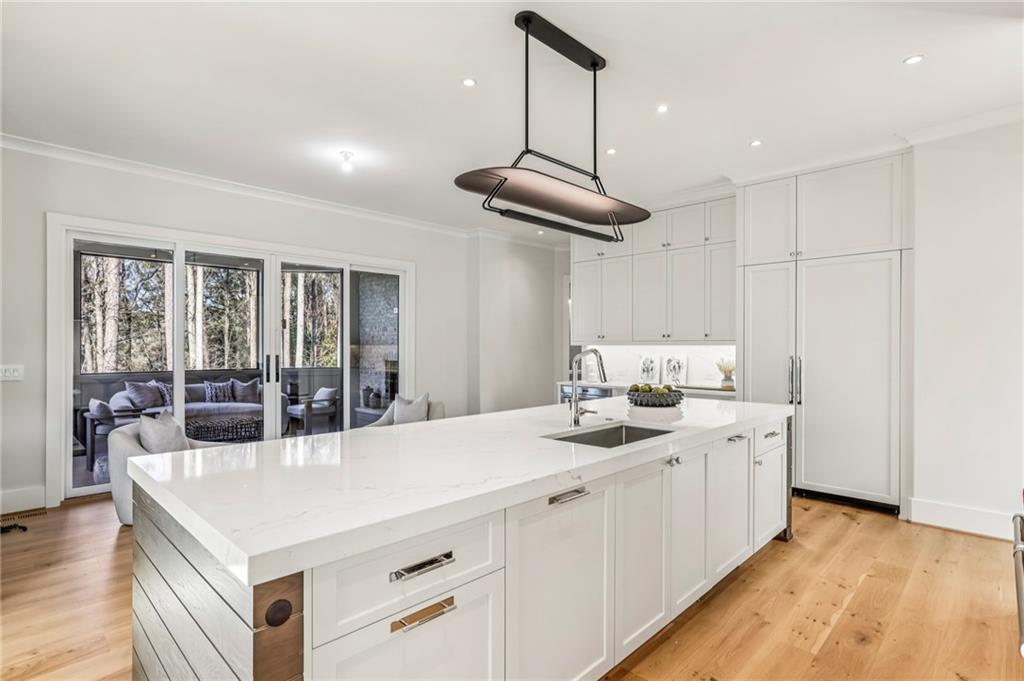 825 Kenry Court