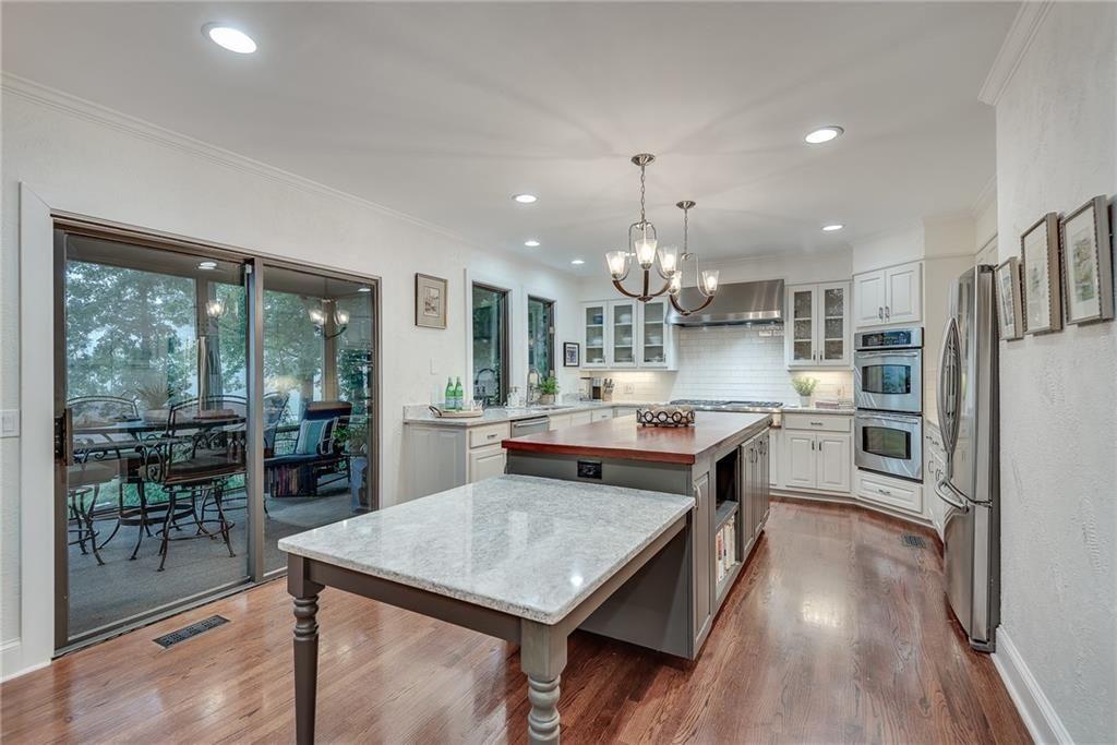 4085 Roxburgh Drive