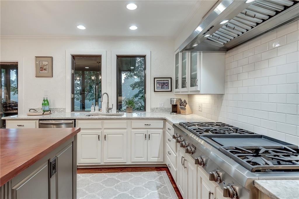 4085 Roxburgh Drive