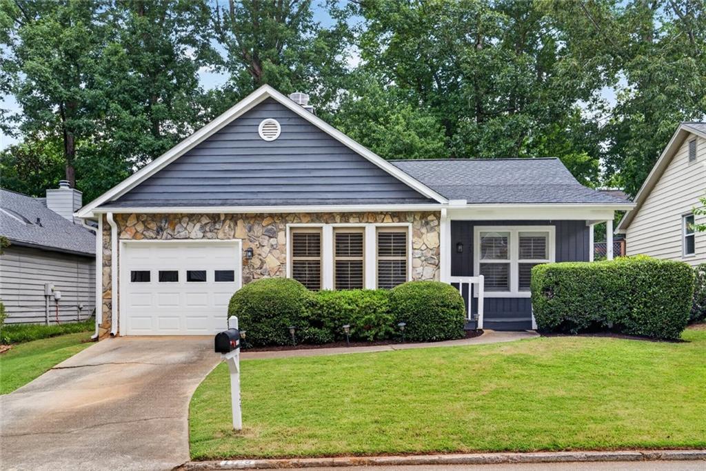 1125 Capital Club Circle NE