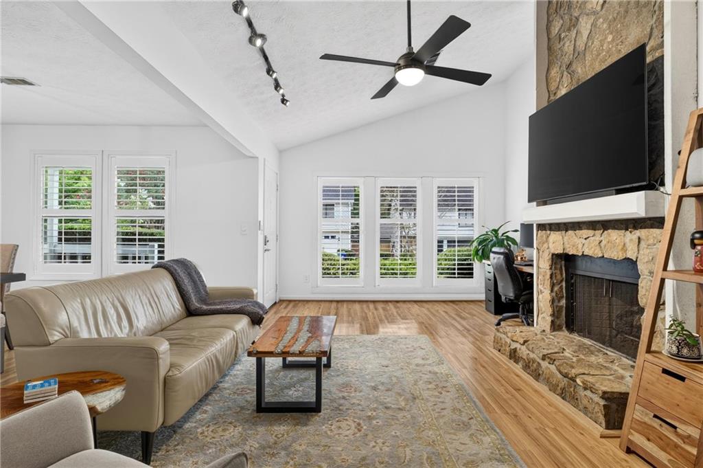 1125 Capital Club Circle NE
