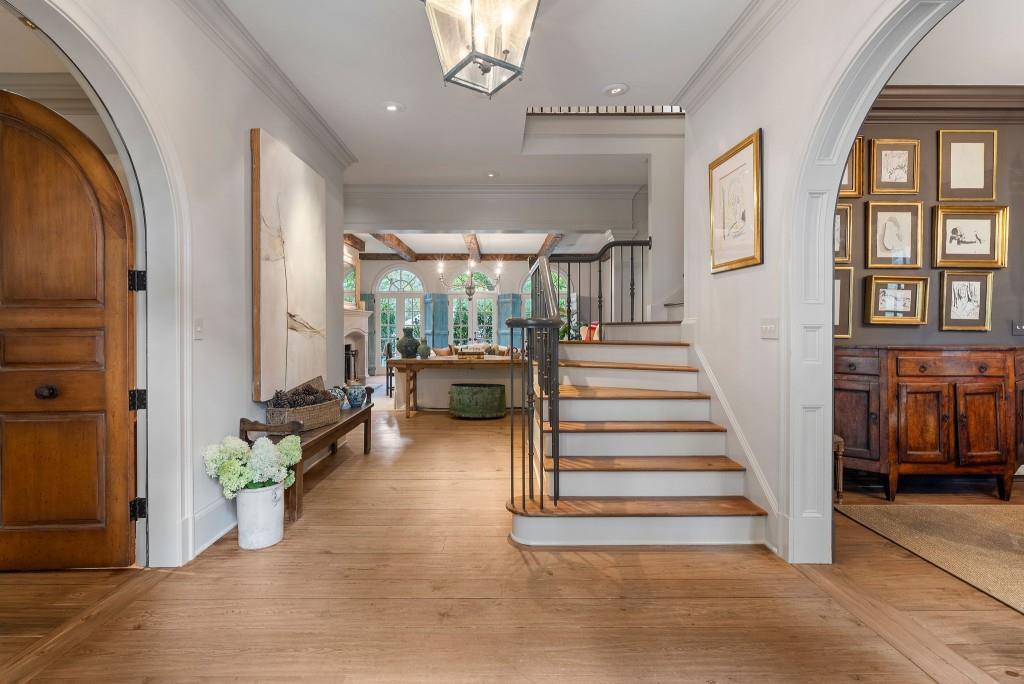 15 Chatsworth Place