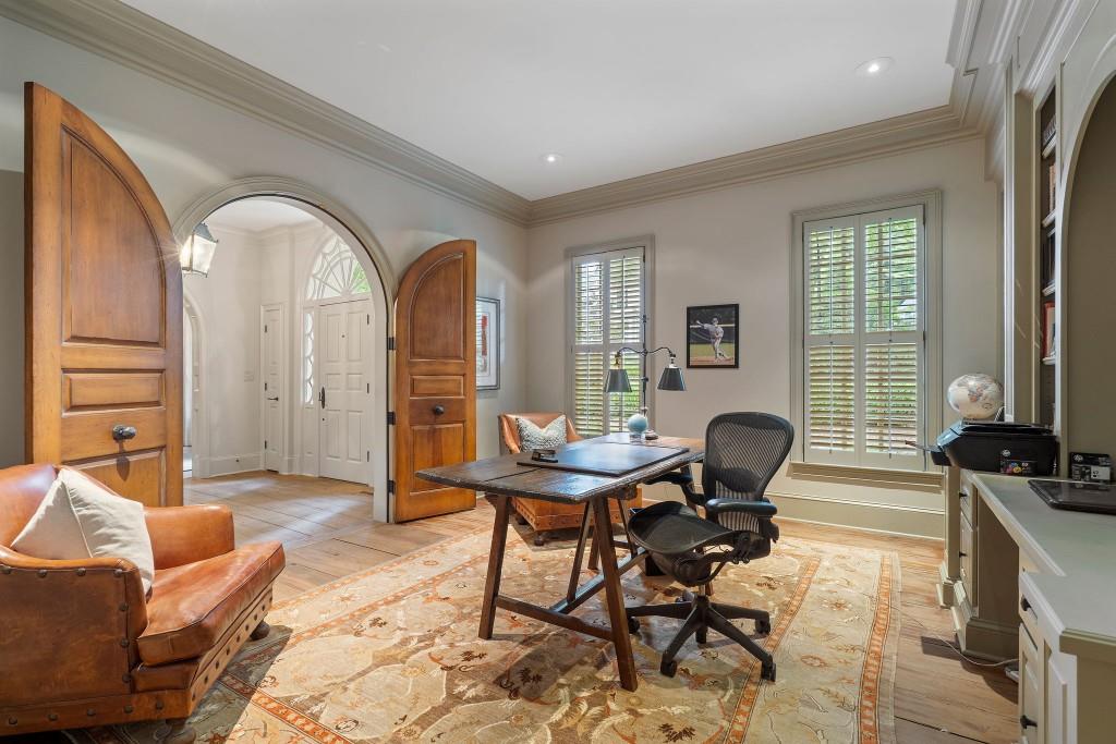 15 Chatsworth Place