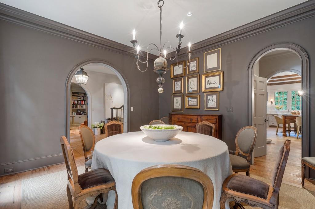 15 Chatsworth Place
