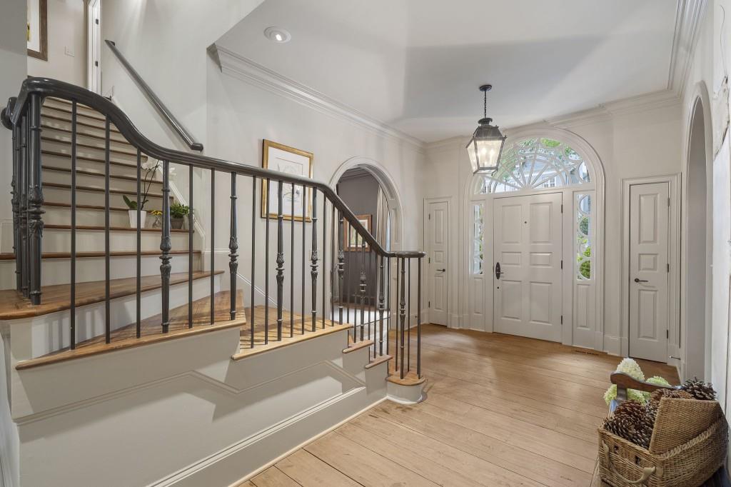 15 Chatsworth Place