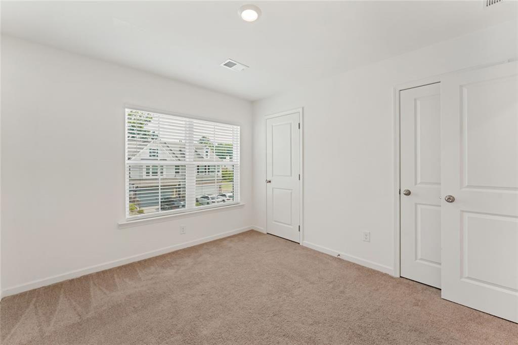 649 Isom Walk