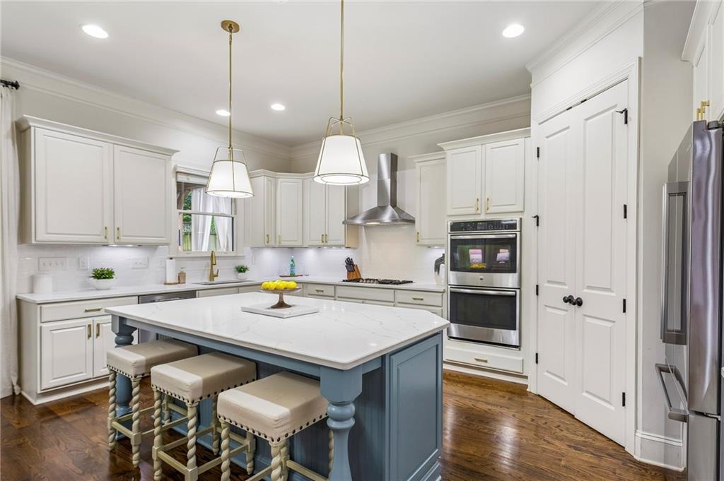 4311 Oak Forest Way