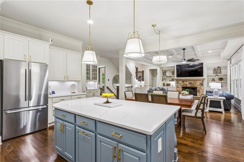 4311 Oak Forest Way