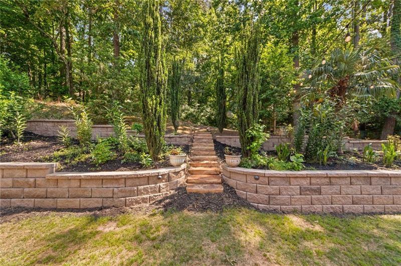 1235 Longpointe Pass