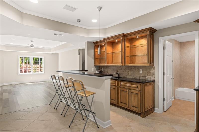 1235 Longpointe Pass