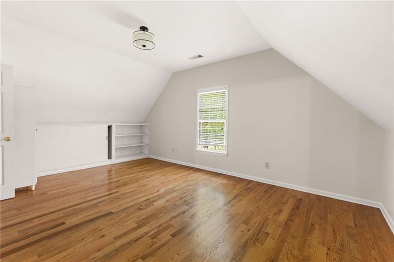 1235 Longpointe Pass